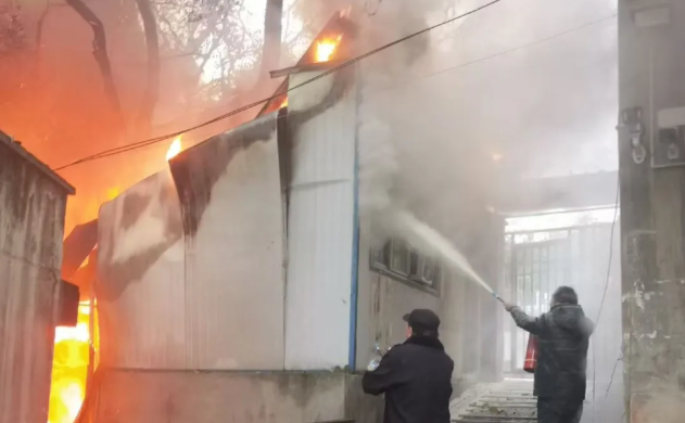 春潮涌動練兵忙 守護安全顯擔(dān)當 ——中安國保項目開展防暴、消防應(yīng)急演練培訓(xùn)